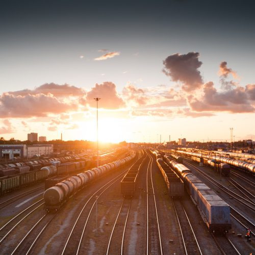 Nowoczesne Trendy w Transporcie Kolejowym: Przemysł w Erze Technologii